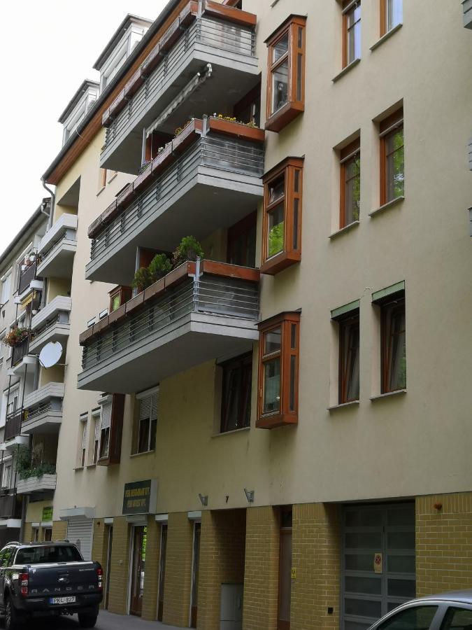 Sunny Loft Kecskemet Apartment Ngoại thất bức ảnh